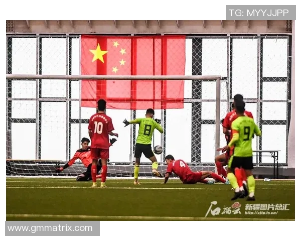 新疆天山雪豹足球俱乐部奋勇拼搏展现青春风采助力中国足球发展新篇章